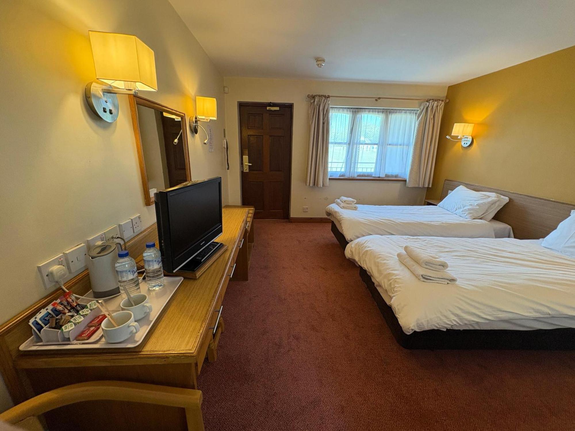 Tollgate Hotel & Leisure Stoke-on-Trent Εξωτερικό φωτογραφία